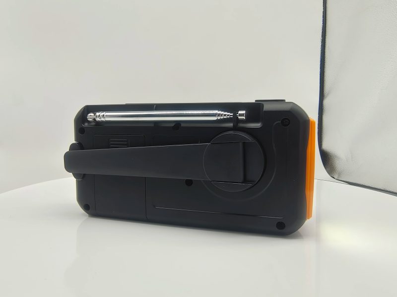5000mAh/18500mWh Emergency Hand Crank Radio – Stay Prepared Anytime - Image 2