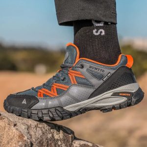 HUMTTO Breathable Men's Hiking Shoes – Luxury Designer Climbing Sneakers